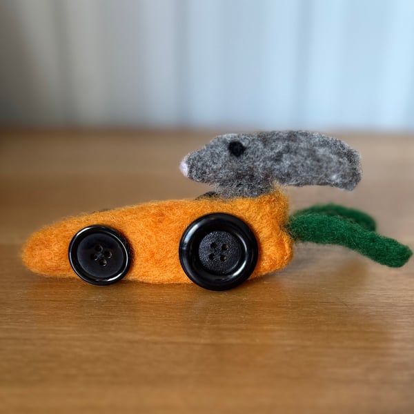 Needle felted Bunny Rabbit in Car -carrot