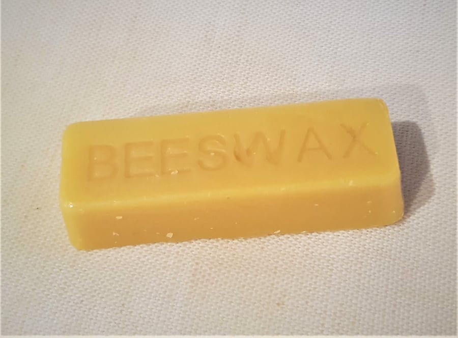 beeswax block 30g (ONE block)