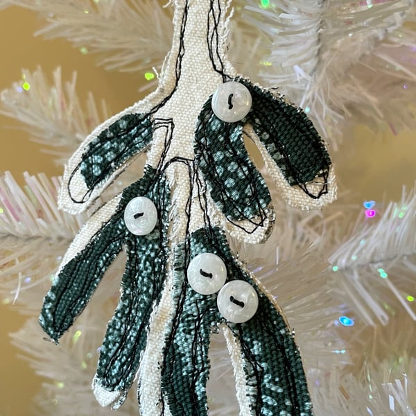  Christmas Mistletoe Hanging Decoration