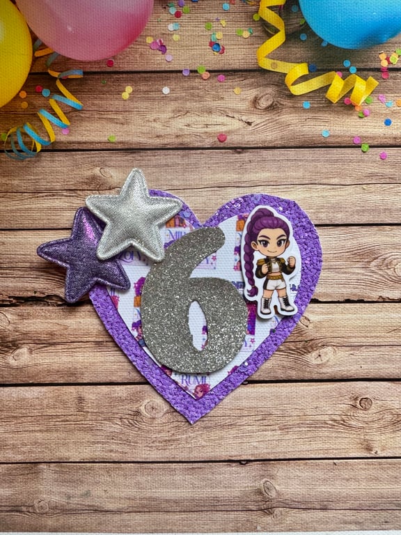 K-pop personalised birthday badge 