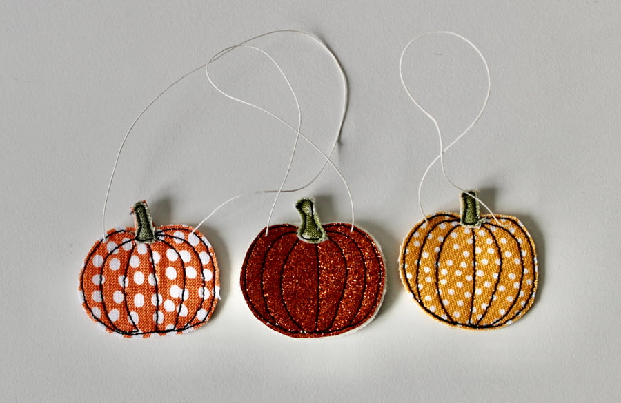 Three Pumpkins- Hanging Decoration