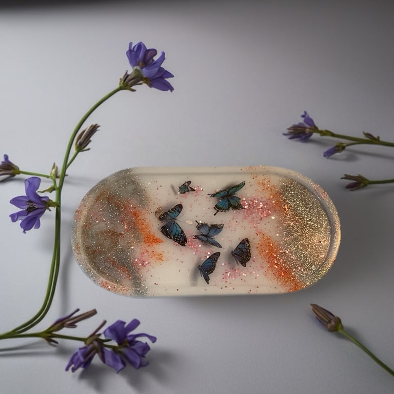 Handmade resin trinket tray