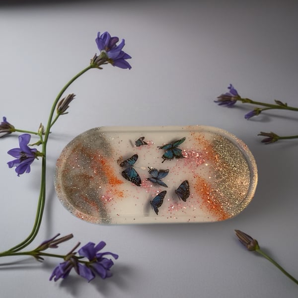 Handmade resin trinket tray