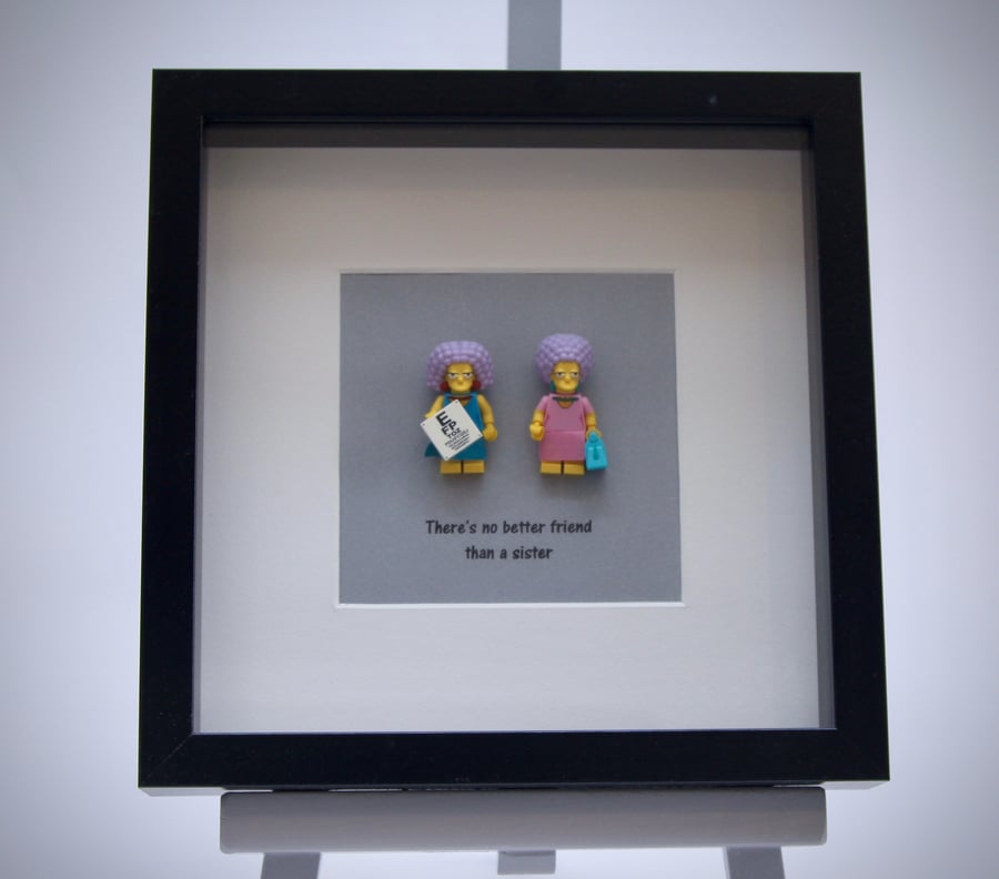 Sisters - Selma & Patty Bouvier mini Figure frame.