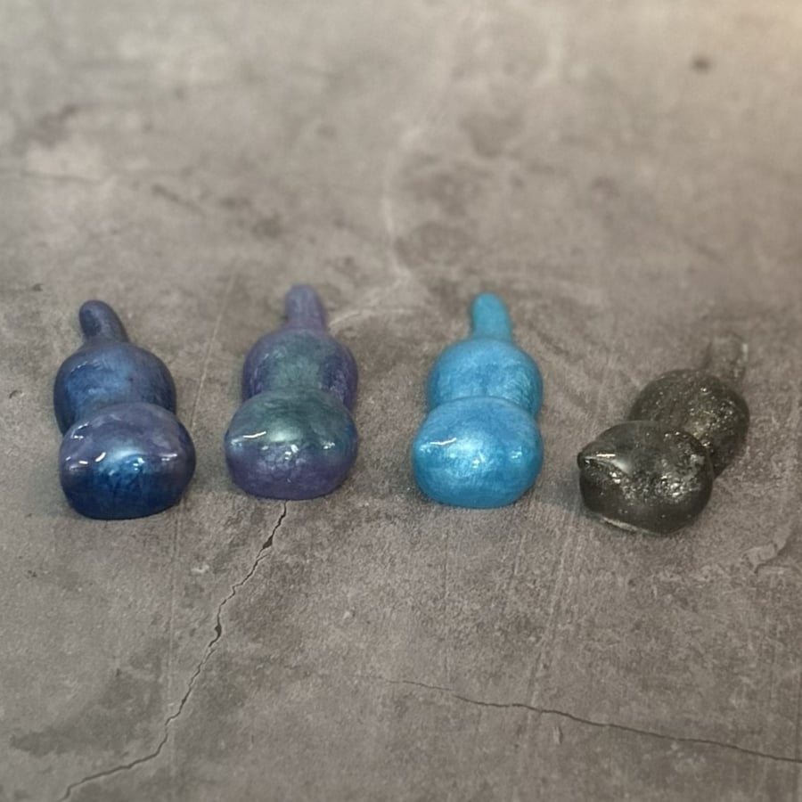 Resin Cat Holder for Brushes Pens Chopsticks or Custom Kitty C