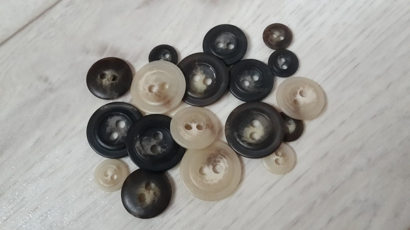 22mm 7 8" Vintage Unusual Polyester Horn button with oversized holes