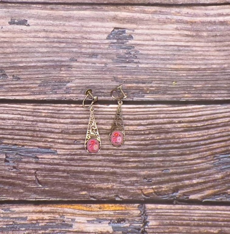 Vintage Retro Screw-Back Dangle Earrings- Blue Cat's Eye-Pink Handpainted Flower