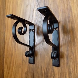 hand made shelf brackets..........Wrought Iron (Forged Steel) Free Fitting Kit