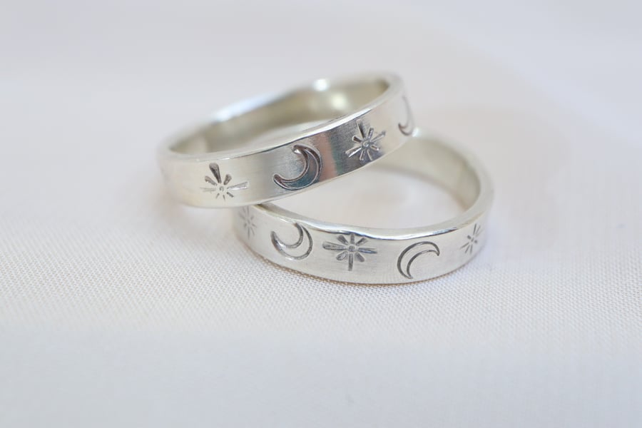 Moon and stars ring band