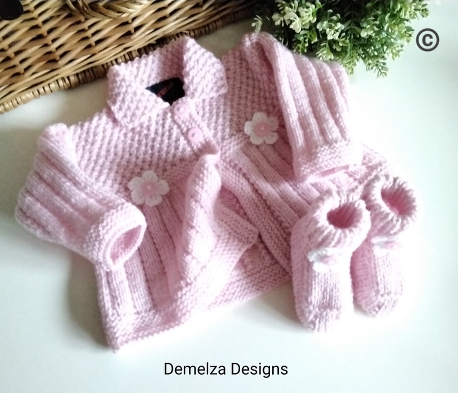 Designer Baby Girls Cosy Hand Knitted Jacket & Booties Gift Set 0-3 months size