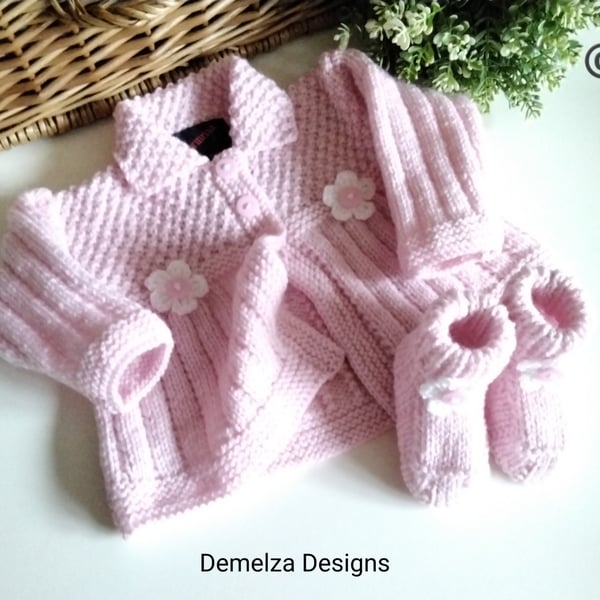 Baby Girls Cosy Jacket & Booties Gift Set  0-3 months size