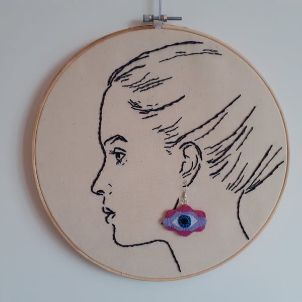 Felt & Hand Embroidery Earrings - Psychedelic Eye