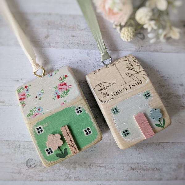 Little Spring House Hanging Decorations Set of Two