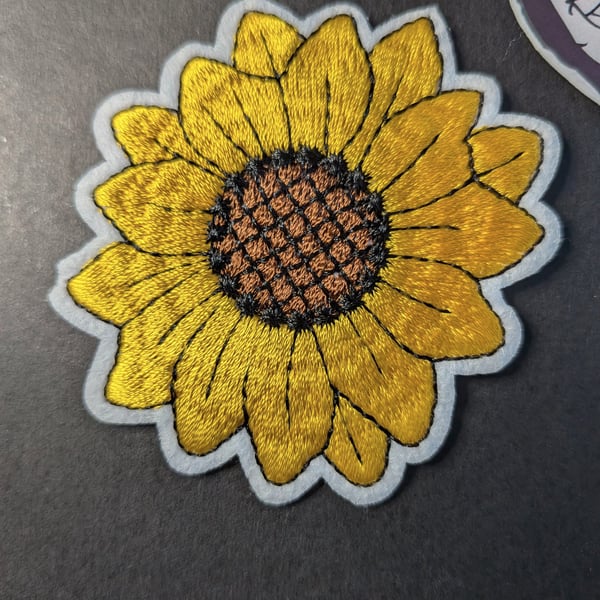 Yellow Sunflower Embroidered Iron-On Patch - 7x6cm