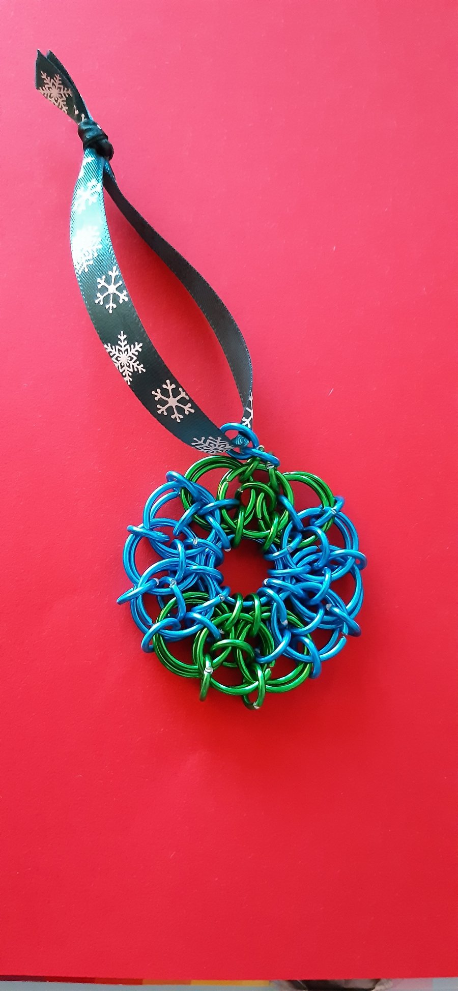 Chainmail blue bow Christmas decoration bauble wreath