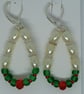 Red and green pearl loop earrings - Image 3