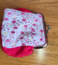 Sweet Kiss Clasp Coin Purse