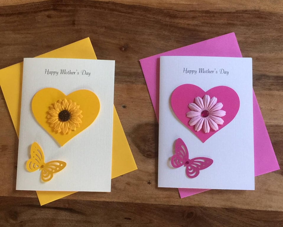 Floral Mothers Day Card, Choose from Pink Daisy Or Yellow Sunflower.