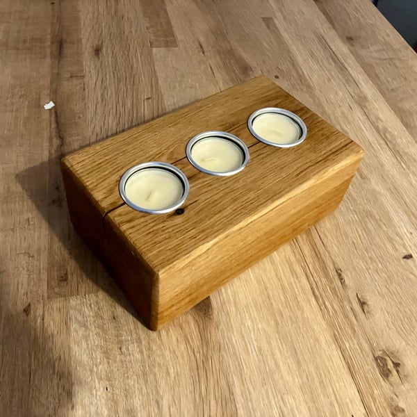 Oak tealight candle holder
