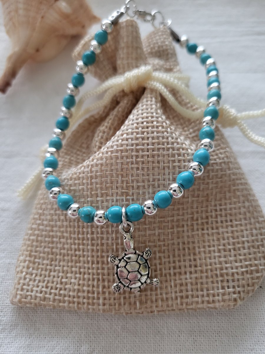 Cute Sea Turtle silver Bracelet, natural stone beads