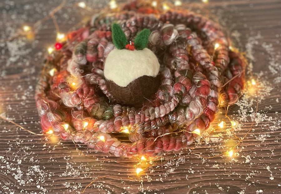 Bauble - Felted Bauble - Christmas Bauble - Needle Felted Bauble