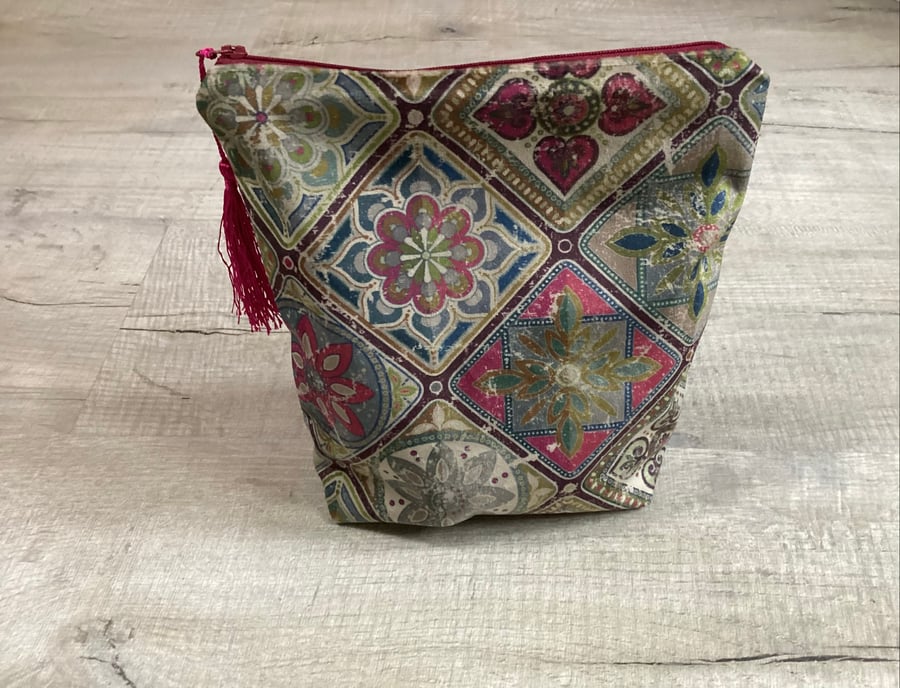 Pouch, velvet pouch, tiles design velvet pouch