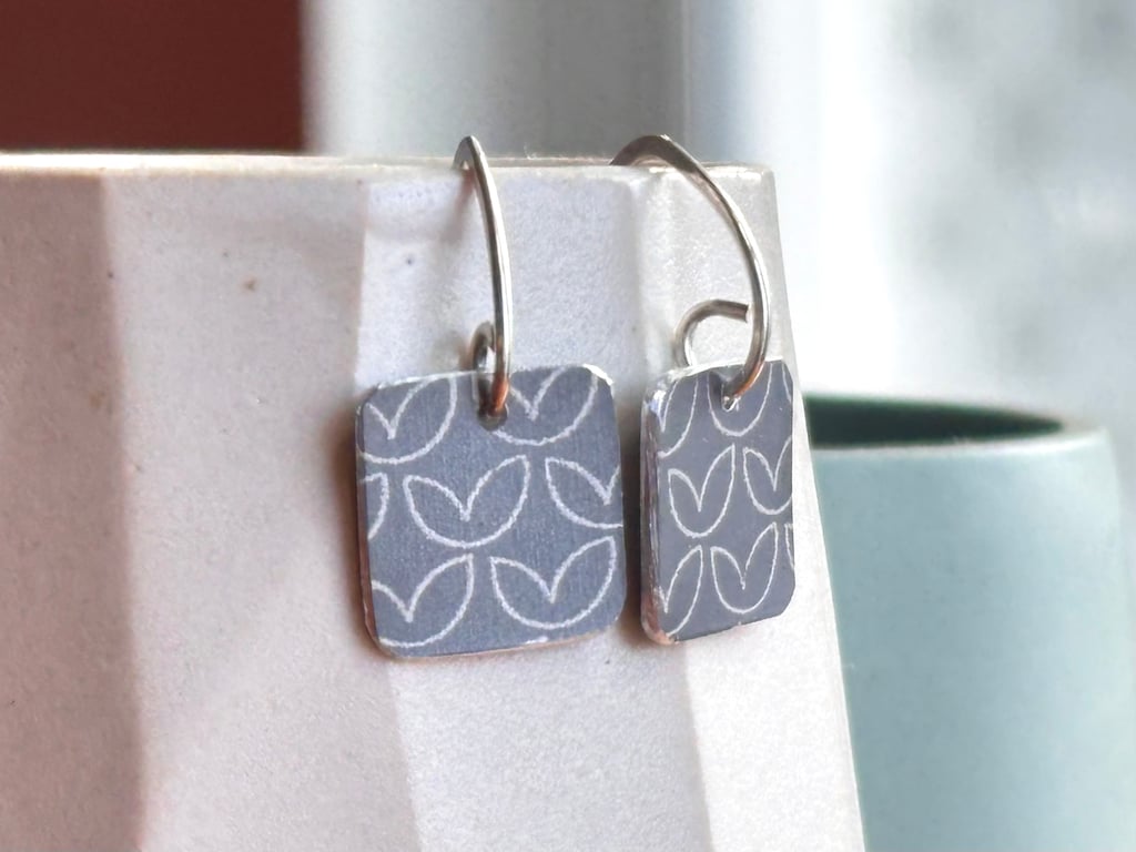 Grey square drop earrings