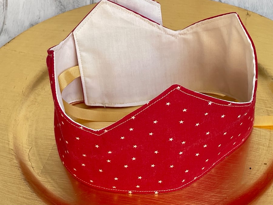 Pick and Mix Reusable Christmas Crown. Red linen with cream stars. Slight second