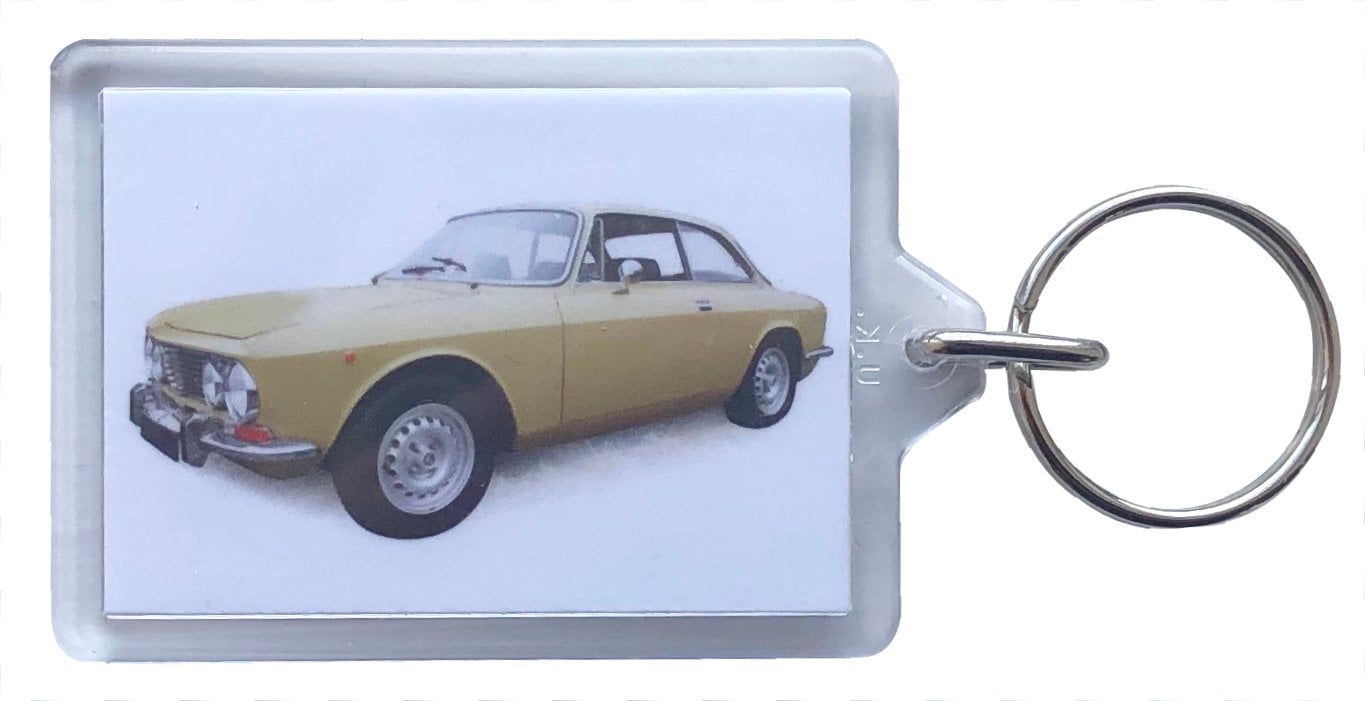 Alfa Romeo 2000GTV 1972 - Keyring with 50x35mm Insert - Car Enthusiast