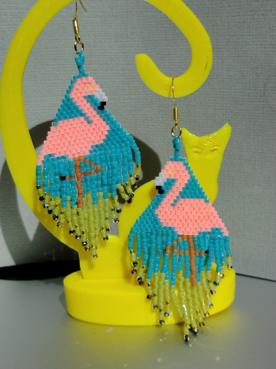 Flamingo seed beaded earrings