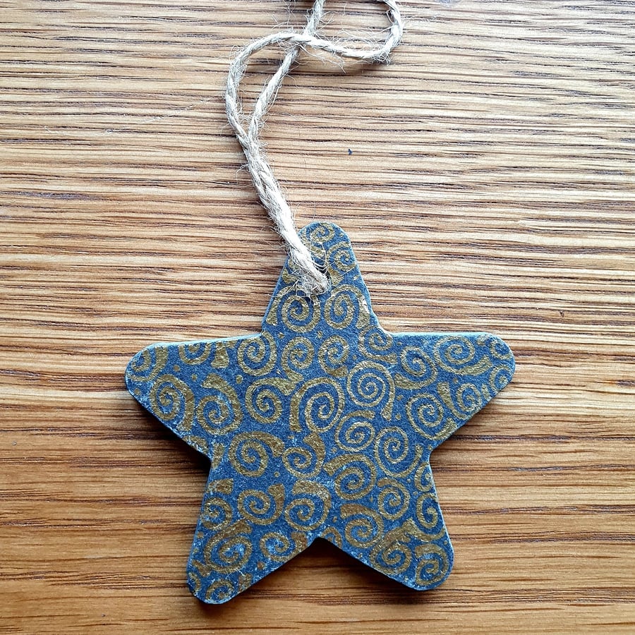 Slate Star Decoration (gold)