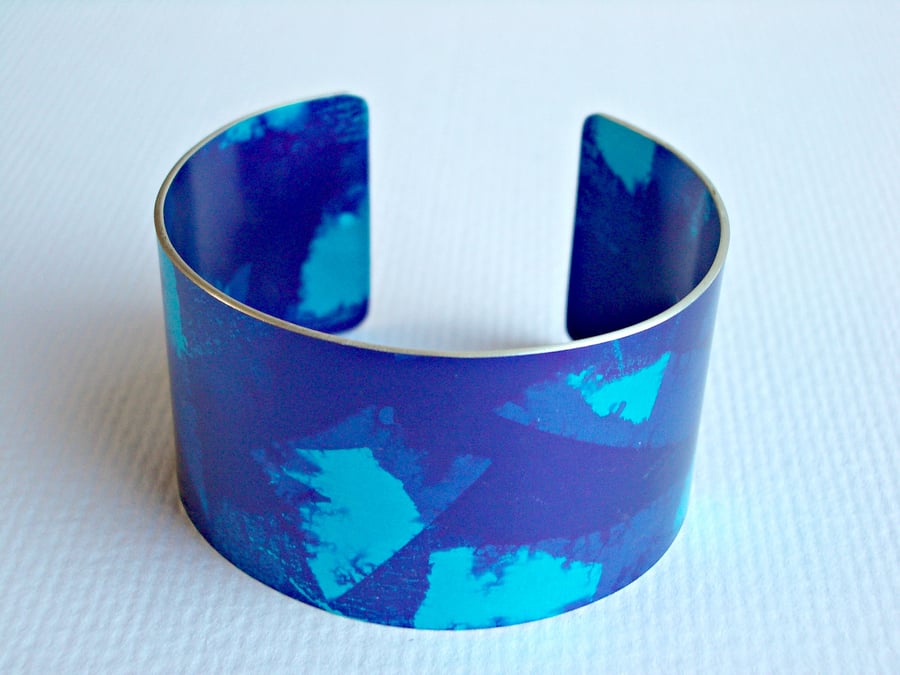 Cuff bangle in blue and turquoise print