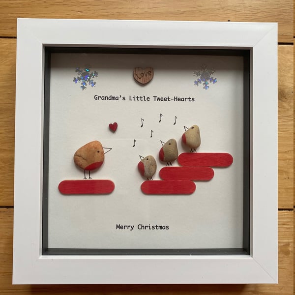 Grandma Pebble Artwork Christmas Frame, Xmas Gift for Grandma, Nana's Xmas Prese