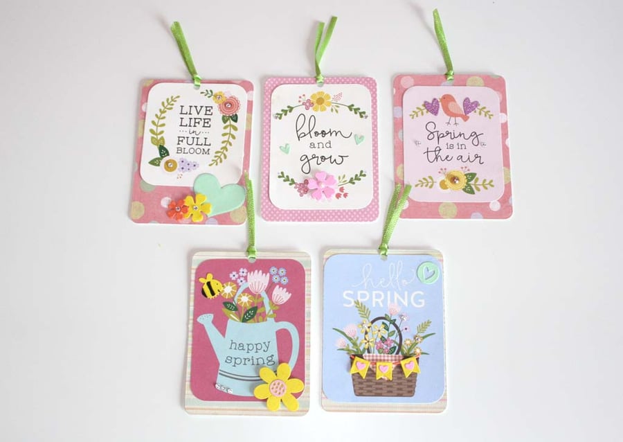 SALE Spring Time Easter Flower Hearts Gift Tag Set