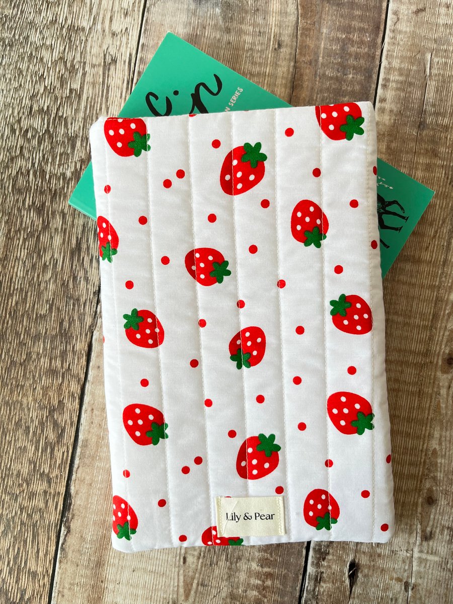 Strawberry Quilted Fabric Book Sleeve