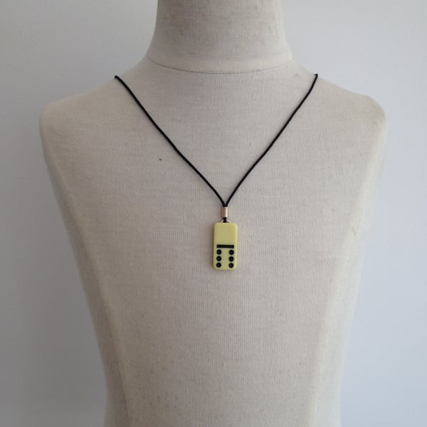 Children's Domino Necklace. (142)