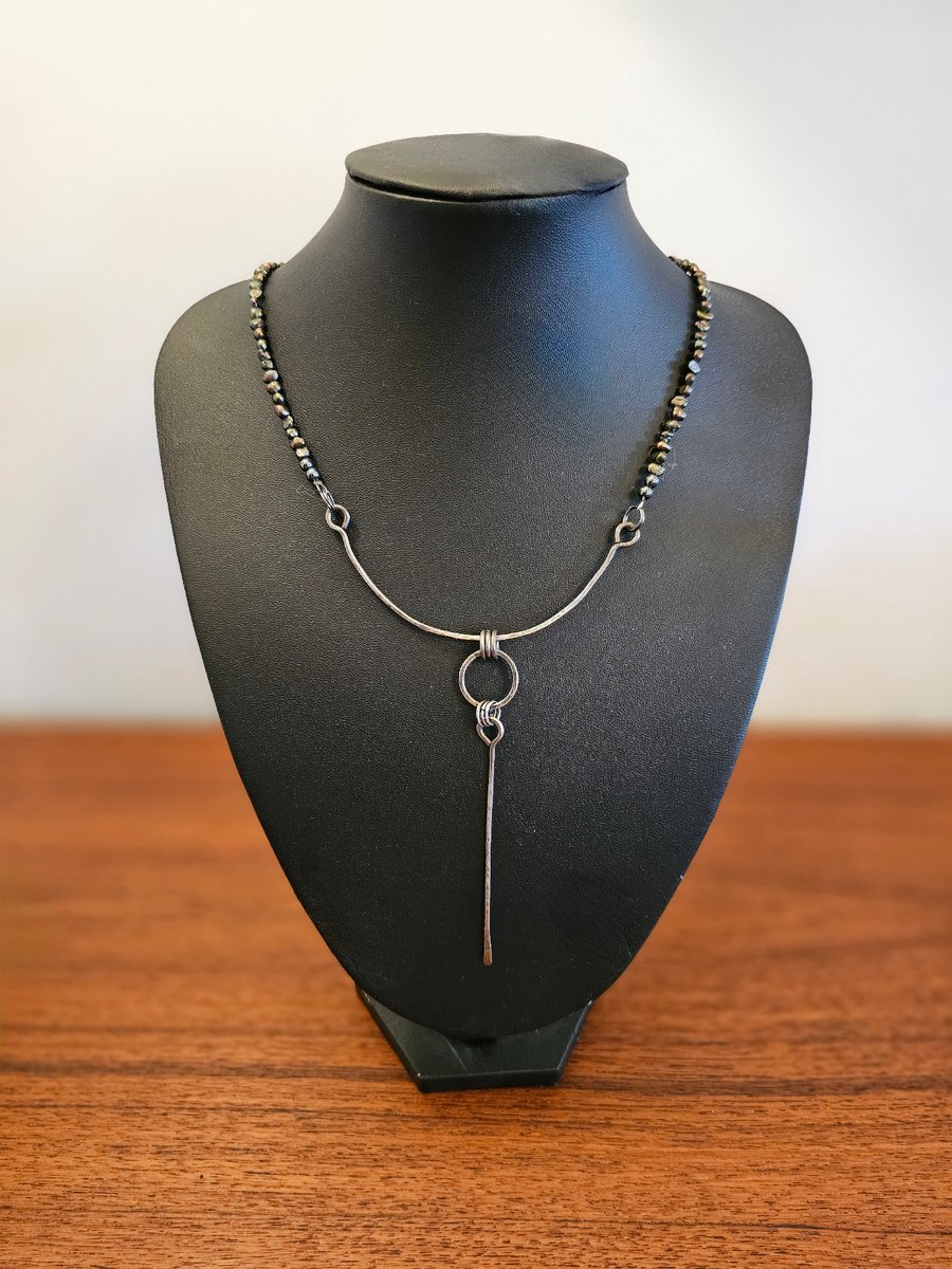 Freshwater Pearl Necklace with Hammered Pendant 