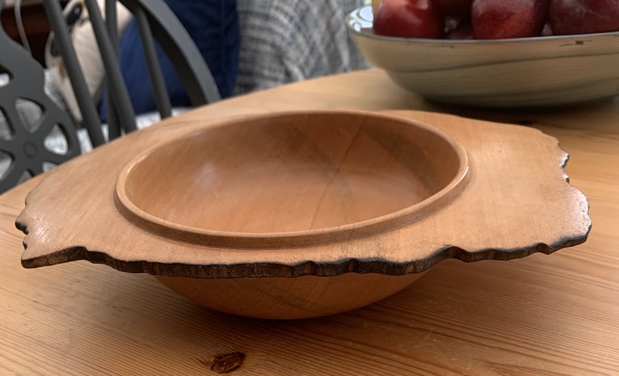 Decorative bowl