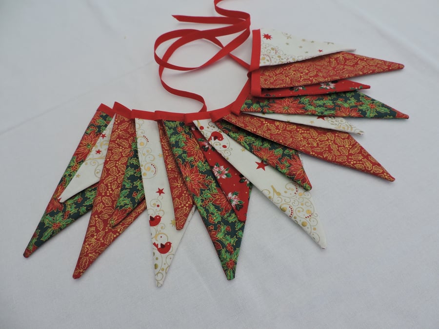  Christmas Bunting 2.82 Metres 17 flags in alternating sizes