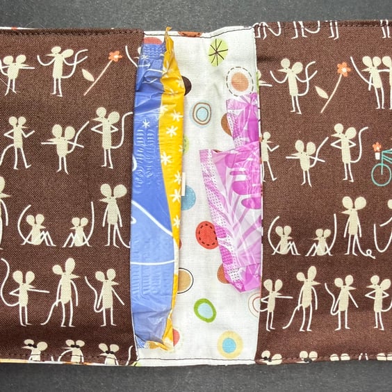 Discrete privacy pack with playful standing mice