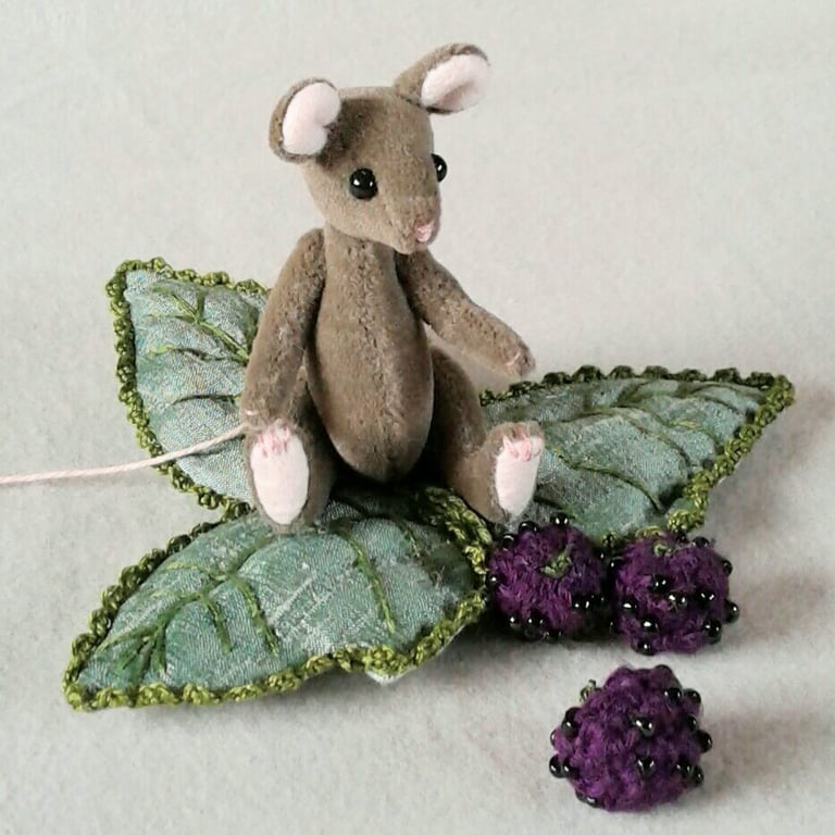 Miniature hand stitched jointed mouse 'Bramble' with embroidered leaf & berries