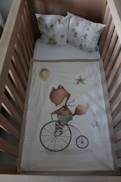 Cot Quilt Set with Fox on Bicycle Motif