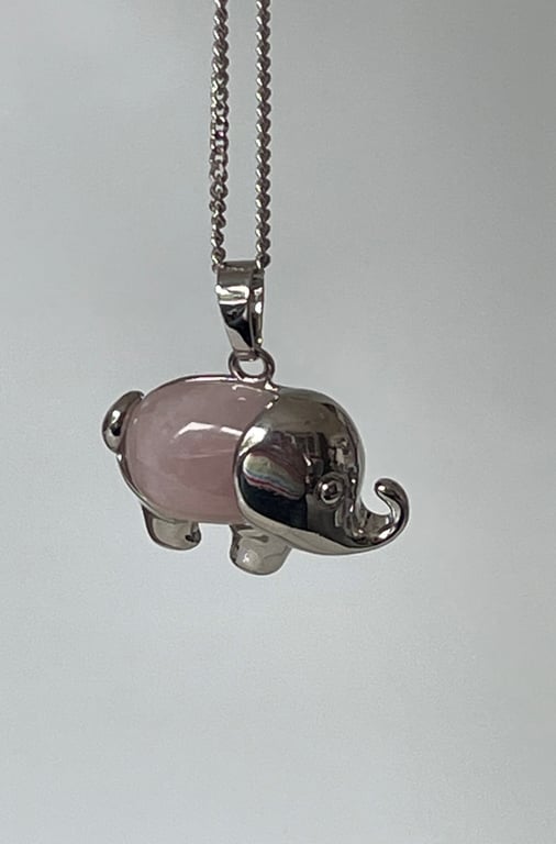 Elephant pendant on silver plated chain 