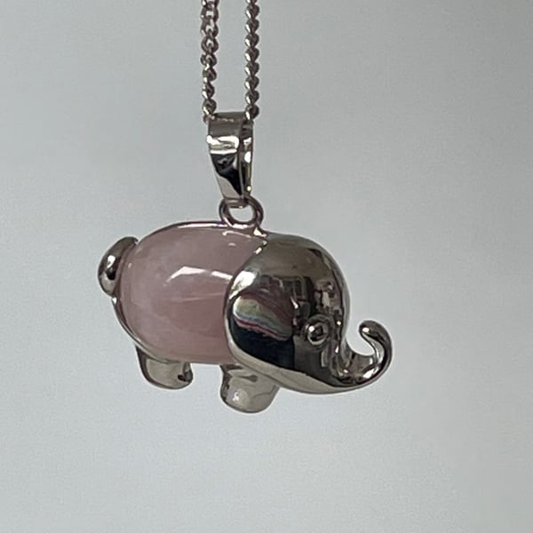 Elephant pendant on silver plated chain 