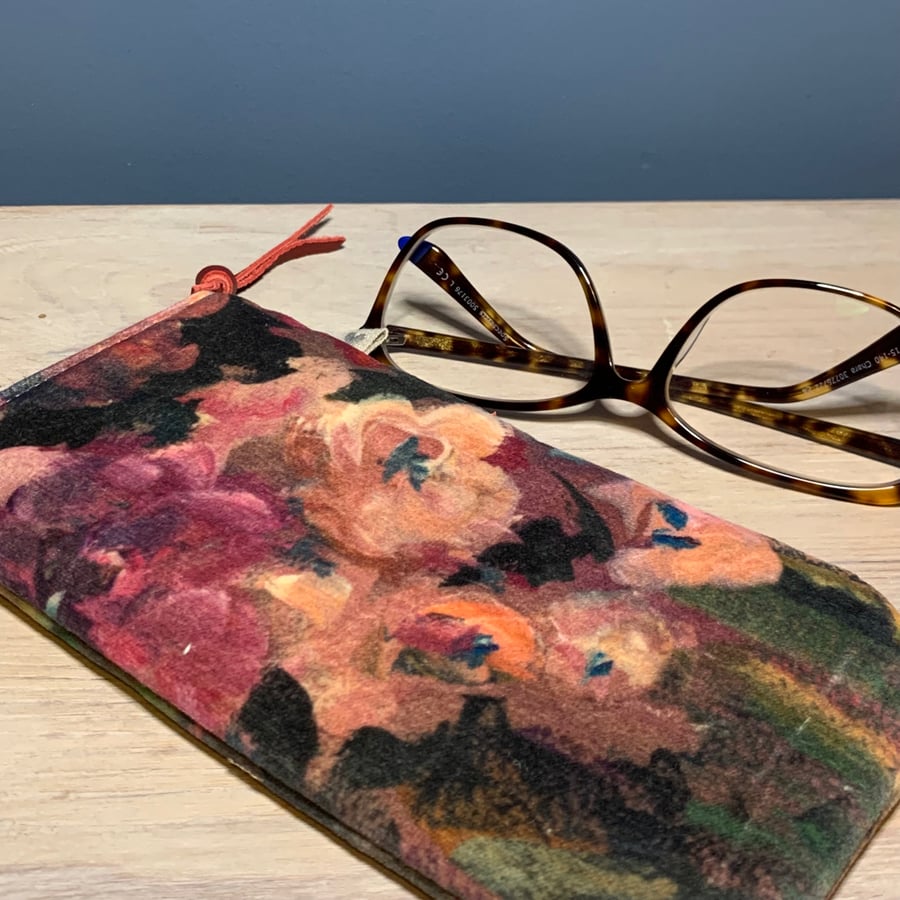 Floral velvet glasses case zip pouch