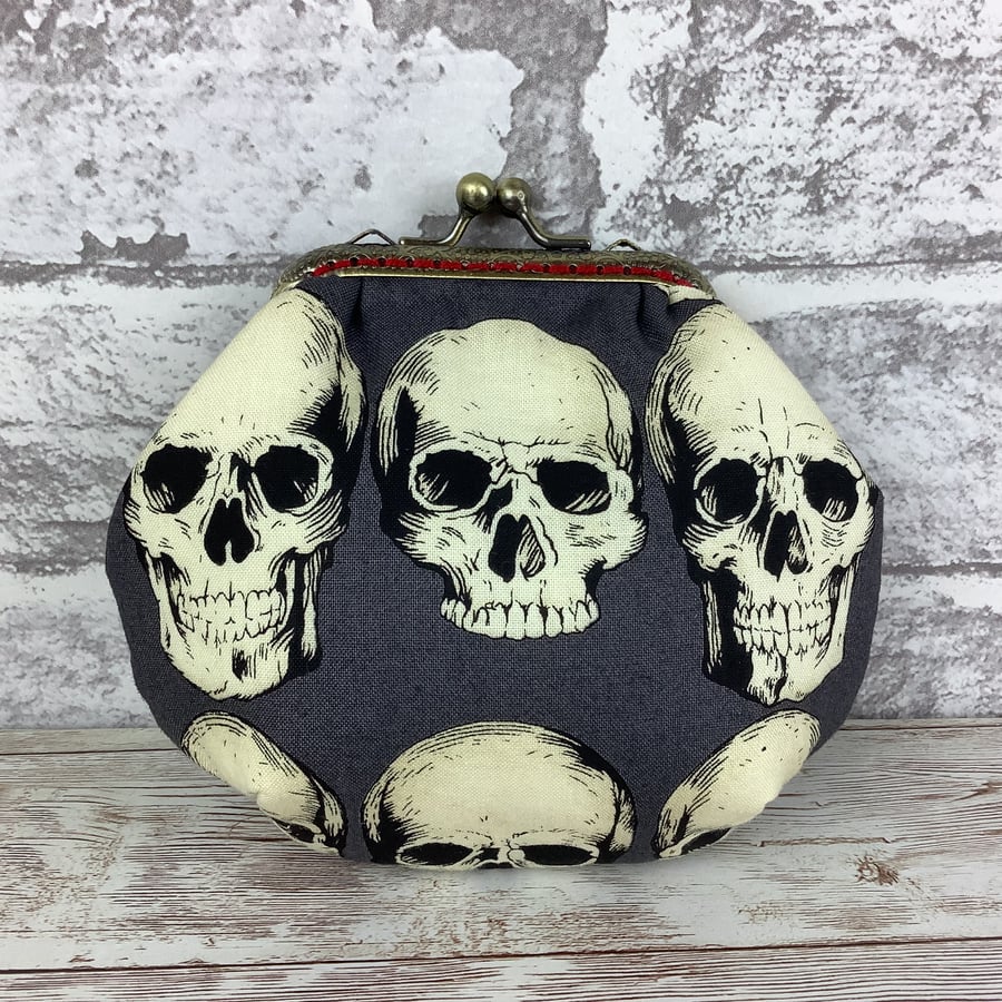 Gothic Skulls frame coin purse with kiss clasp, Handmade