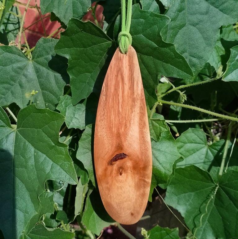 Linden Wood (Lime) pendant.