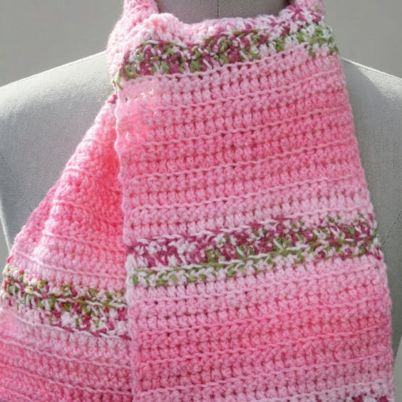 Pretty floral style crocheted scarf - Blossom Crocheted Scarf - Soft Scarf