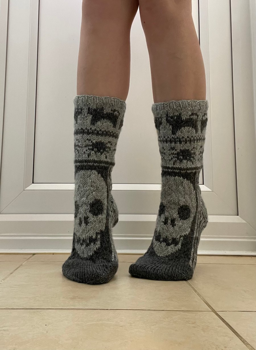Hand knit grey wool socks halloween skulls nordic winter