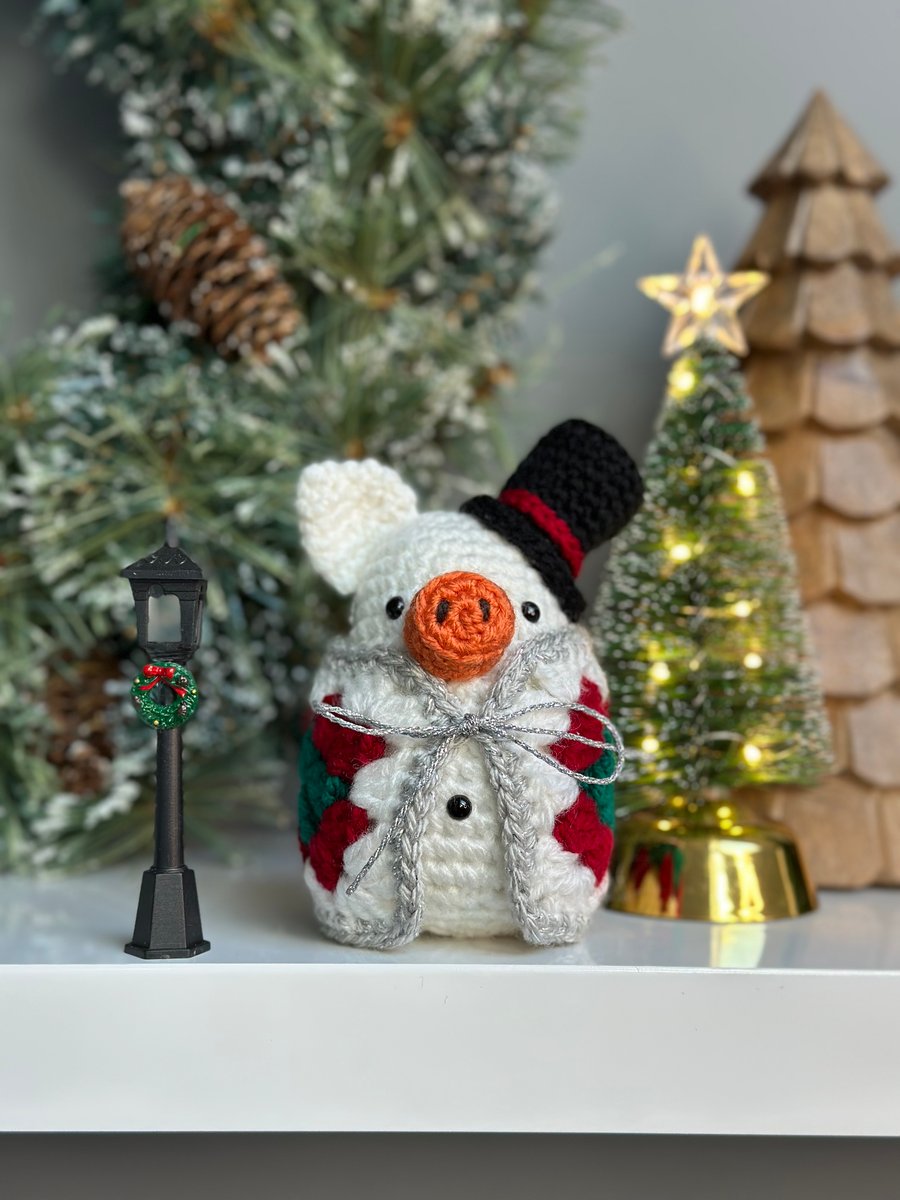 Snowman Piggy in a Blanket